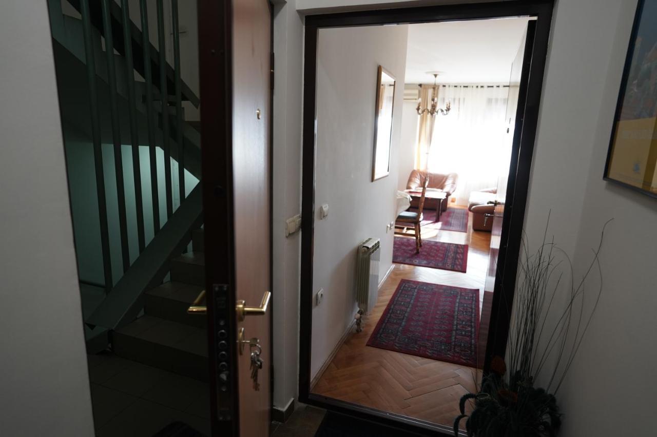 Rajana , Beograd - Hram Svetog Save Apartment Exterior photo